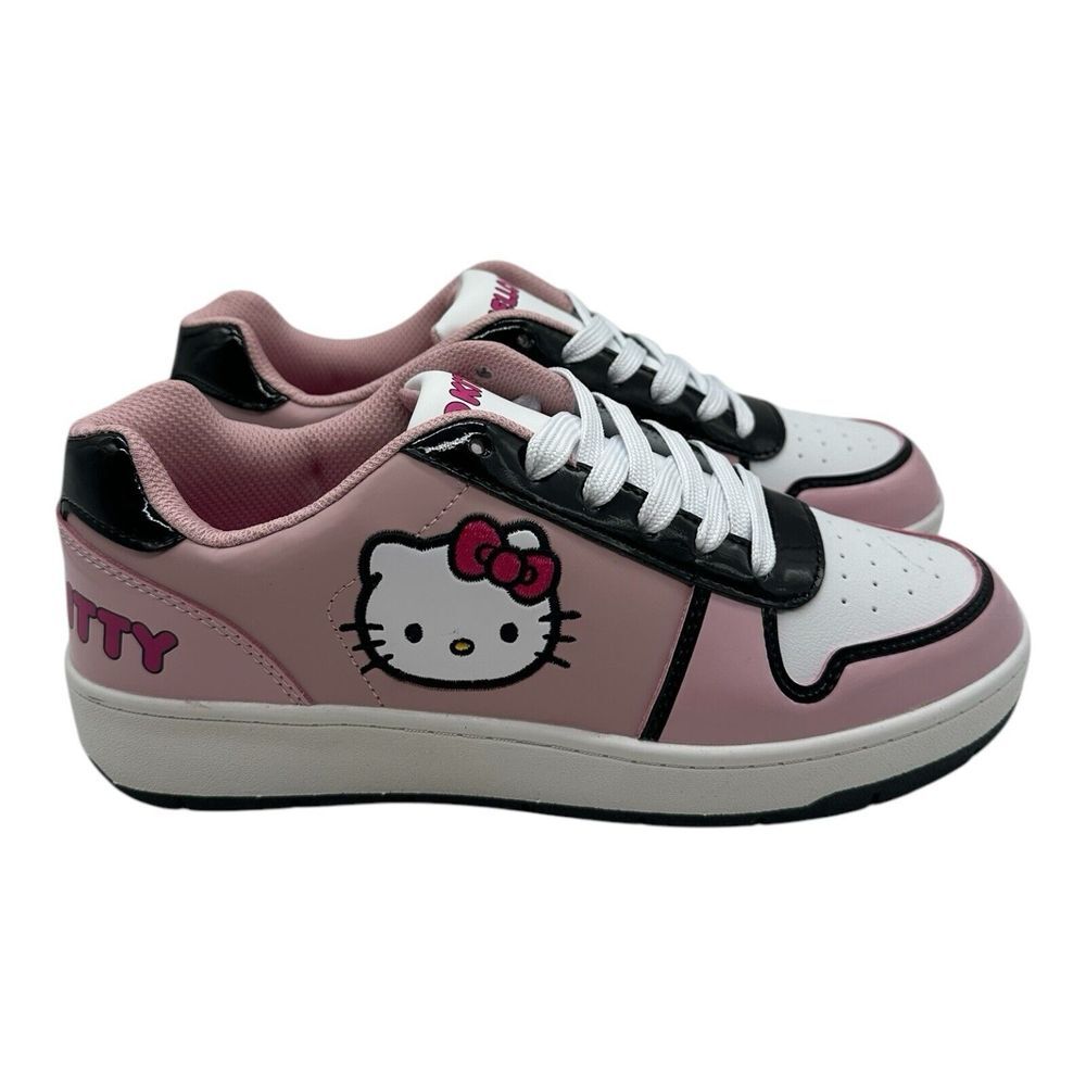 Sanrio Hello Kitty Court Sneakers Women'sā Size 9 Pink Lace Up Shoes